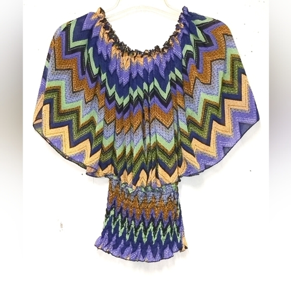 Women's bat sleeve sheer colorful shirring waist cropped top Size: L - Picture 1 of 4